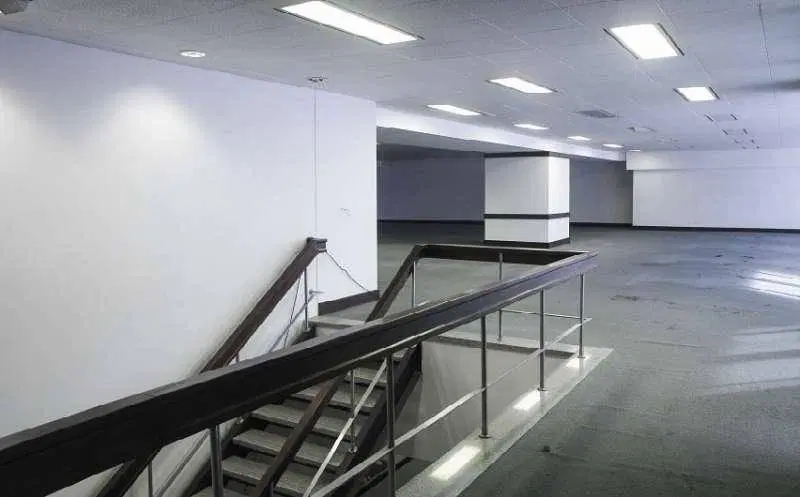 Piso de oficinas en venta con cocheras en San Nicolas Torre Esmeralda 4