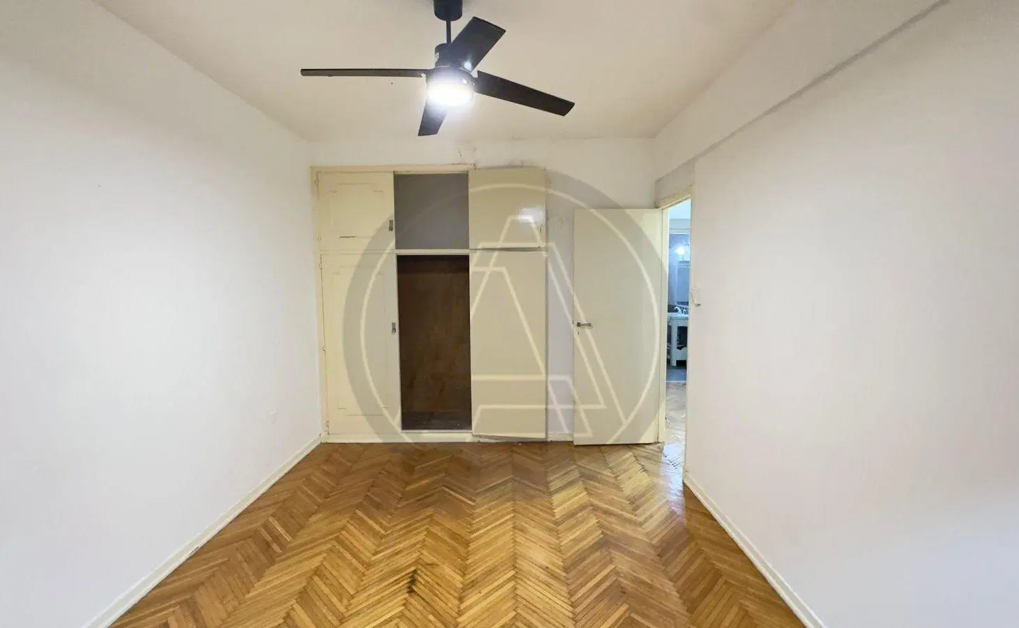 Departamento de 4 ambientes con dependencia en venta - Botánico 5