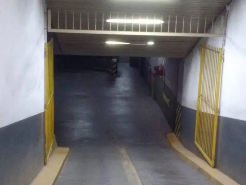 Cochera / Garaje doble en venta en el Tribunales 1