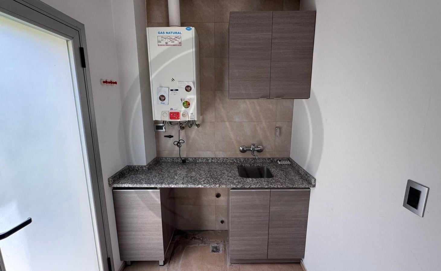 Foto de Casa 4 ambientes en venta. Barrio Santa Juana - Canning, imagen 2
