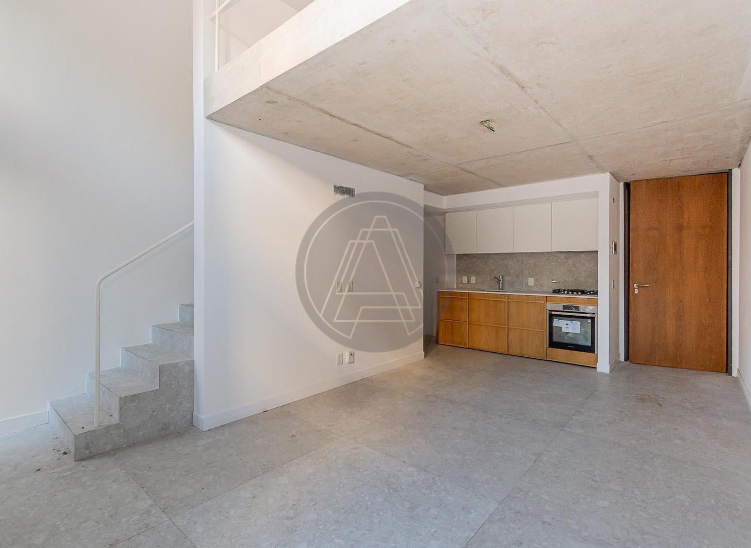 Foto de Departamento en dúplex dos ambientes con jardín propio en venta - Villa, imagen 2