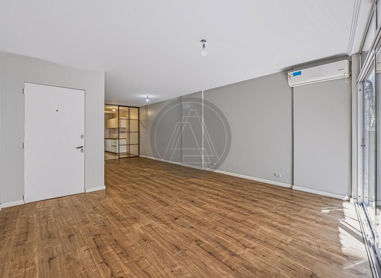 Foto de Departamento 4 ambientes con dependencia y cochera en venta - Apto, imagen 5