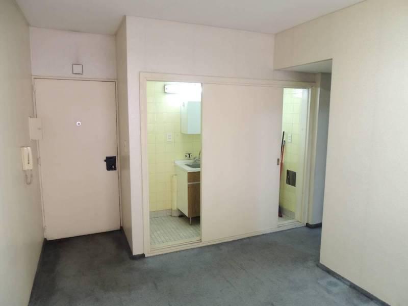 Foto de Departamento dos ambientes con cochera doble en Venta - Tribunales, imagen 2