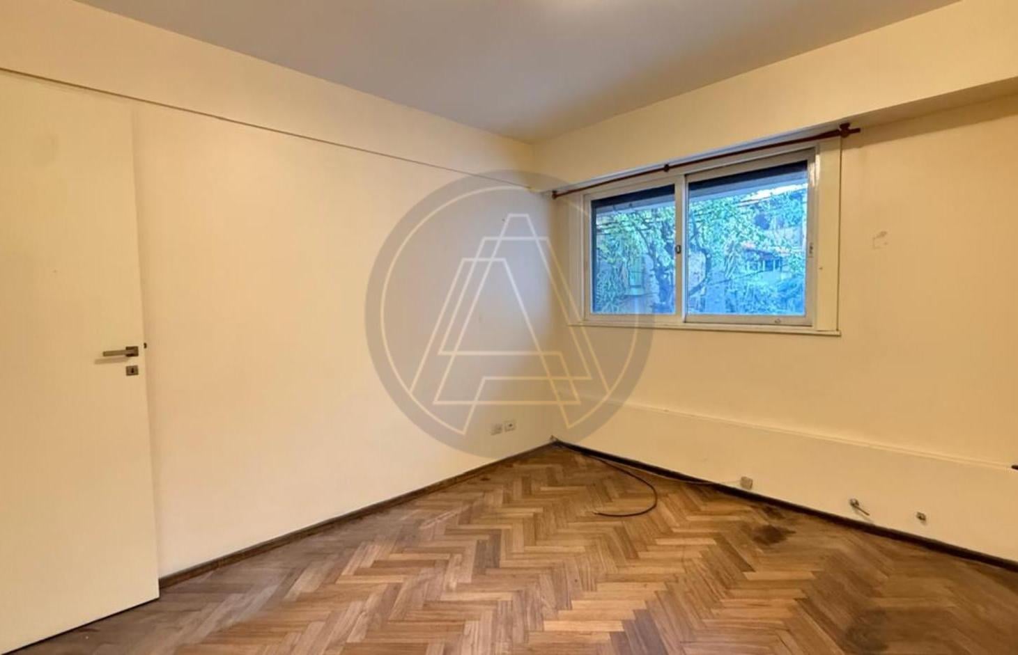 Foto de Departamento 4 ambientes en venta - Apto crédito - San Isidro, imagen 3
