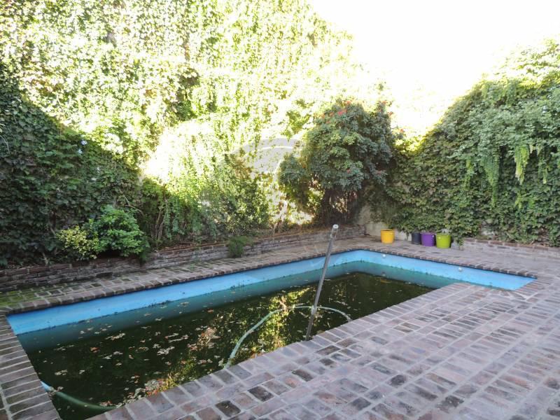 Foto de Casa 6 ambientes con cochera y pileta en Venta - Apto crédito - Saavedra, imagen 5