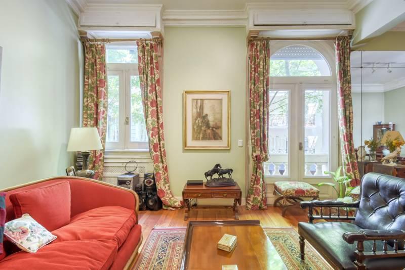 Foto de Departamento de 4 ambientes con dependencia en venta - Recoleta, imagen 4