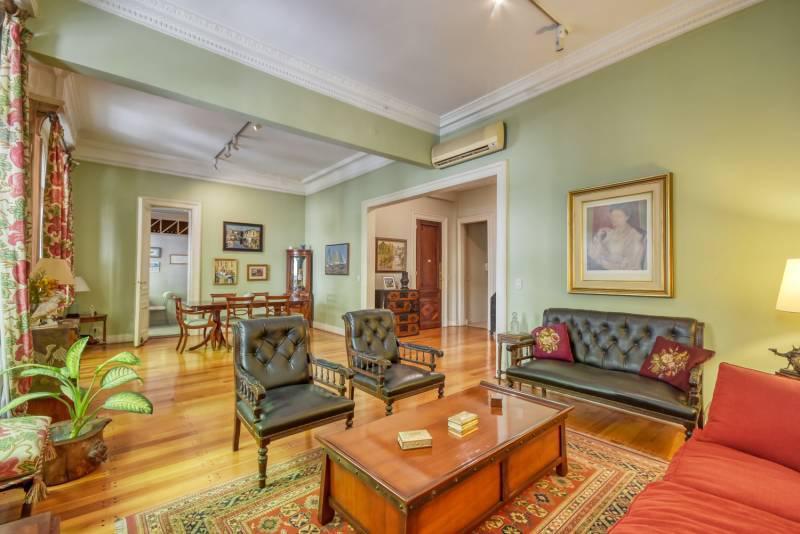 Foto de Departamento de 4 ambientes con dependencia en venta - Retiro, imagen 1