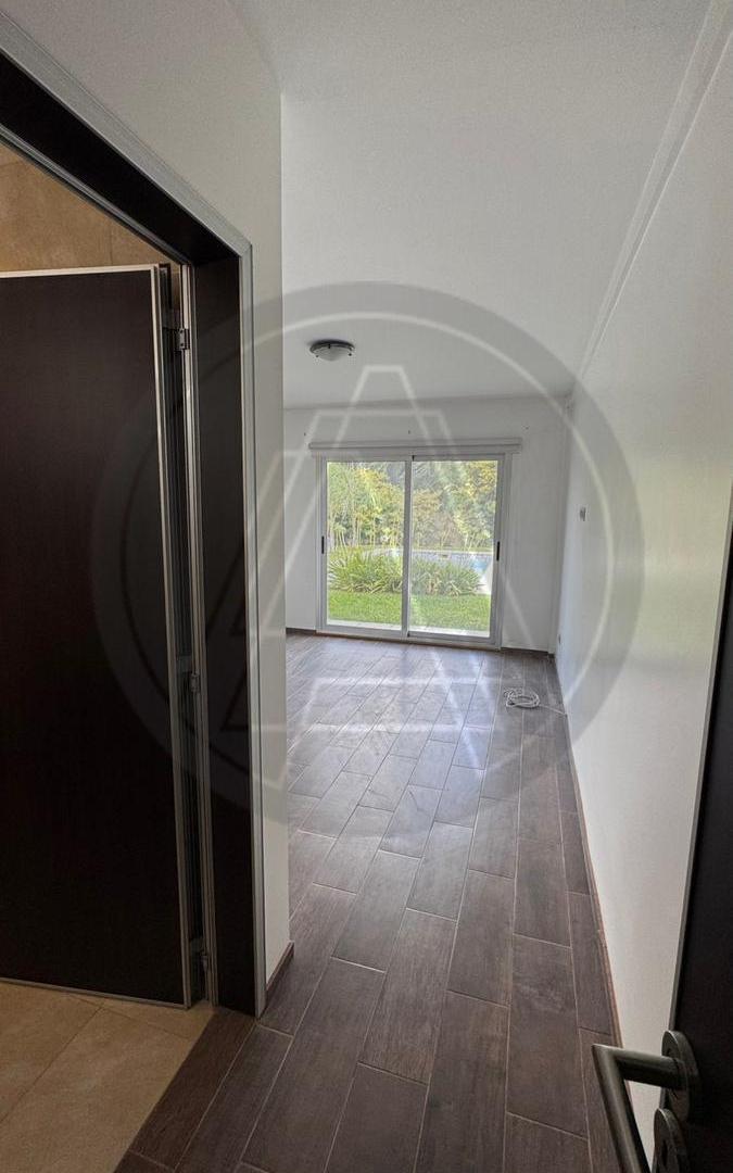 Foto de Casa 4 ambientes en venta. Barrio Santa Juana - Canning, imagen 4