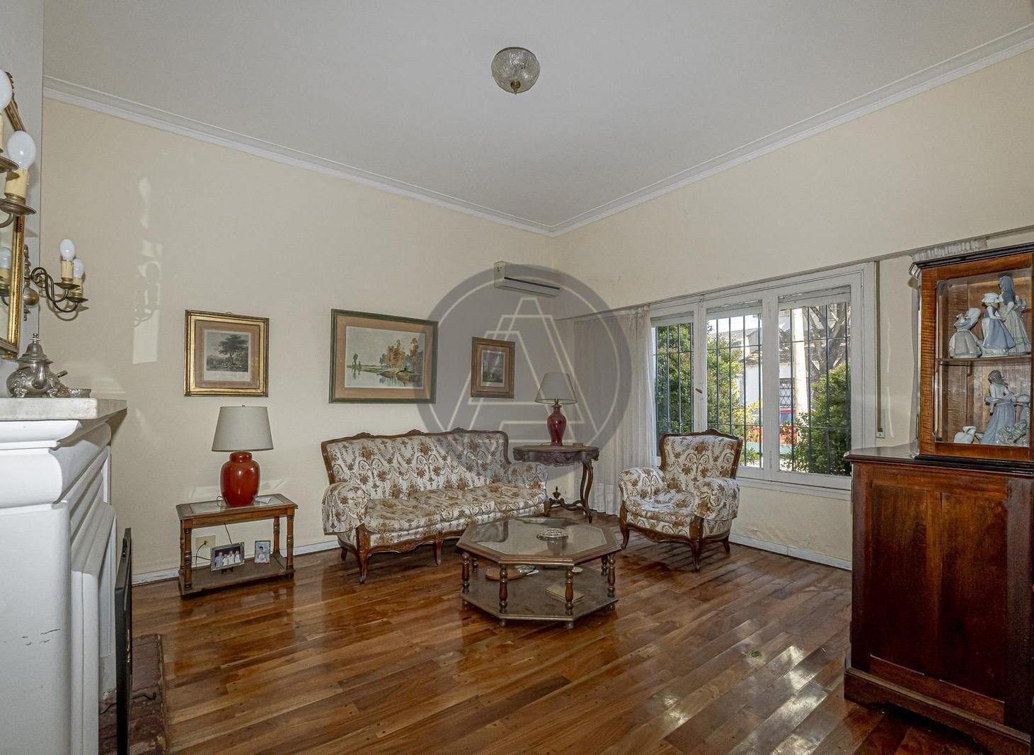Foto de Casa en venta 6 ambientes - Vicente López, imagen 2