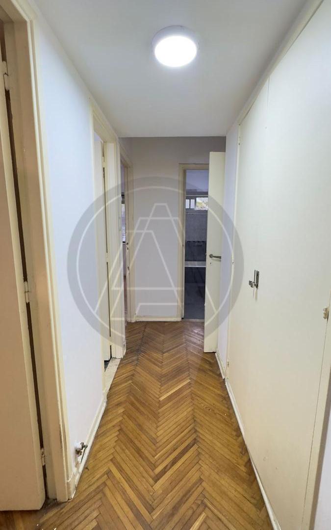Foto de Departamento semipiso de 4 ambientes con dependencia en venta - Apto, imagen 2