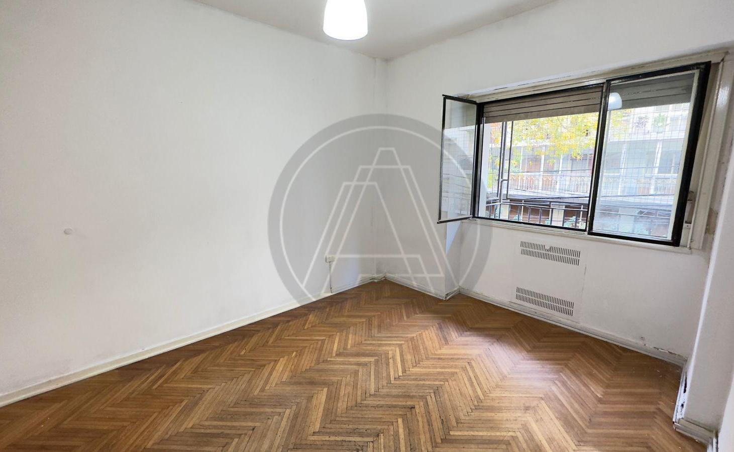Foto de Departamento semipiso de 4 ambientes con dependencia en venta - Apto, imagen 5