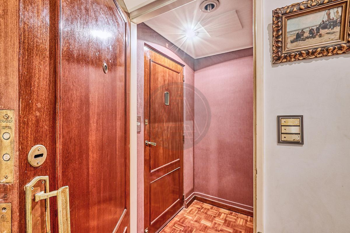 Foto de Departamento de 5 ambientes en venta - Retiro, imagen 2