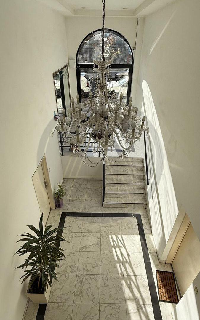 Foto de Departamento monoambiente con patio propio en venta - Barrio Villa, imagen 4