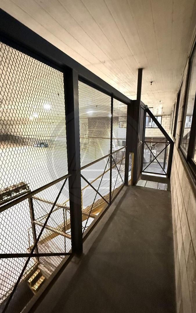Foto de Depósito/galpón con oficinas 1900m2 en venta - Barracas, imagen 5