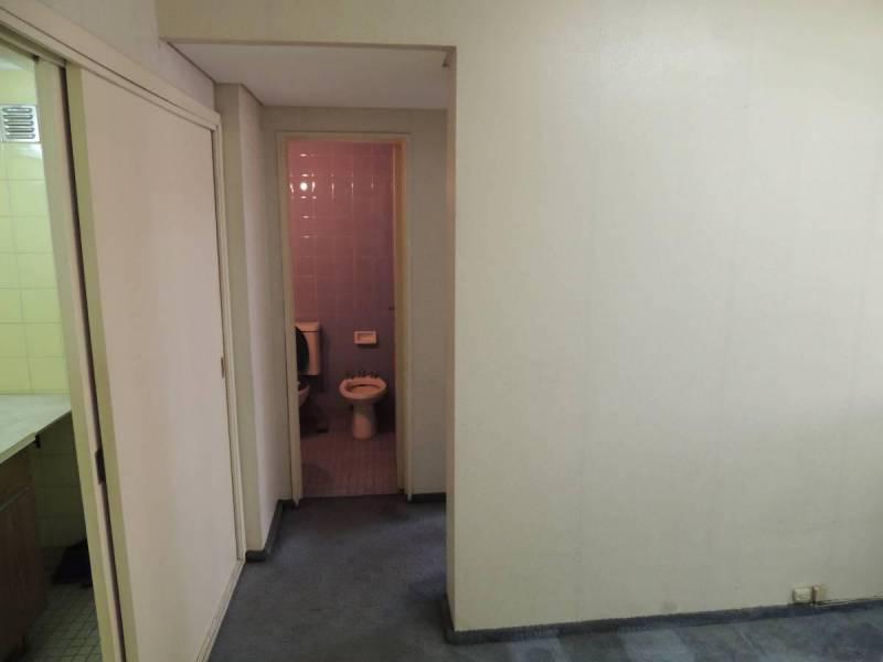 Foto de Oficina de dos ambientes con cochera doble en venta - Tribunales, imagen 3