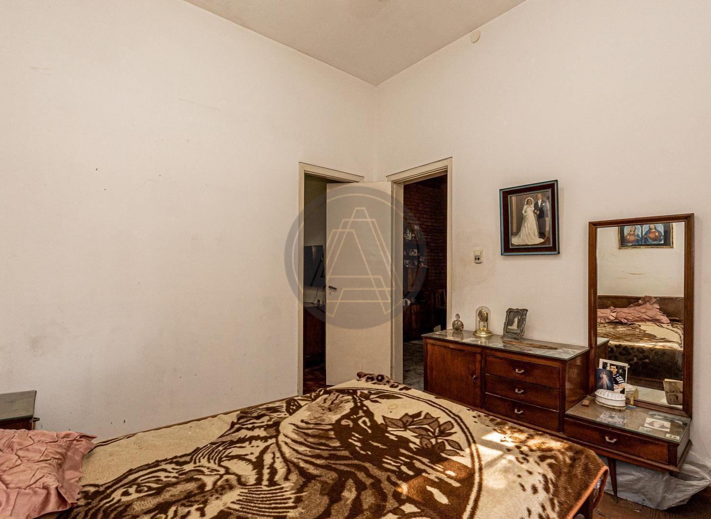Foto de PH tipo casa 4 ambientes a reciclar con entrada independiente y cochera, imagen 4