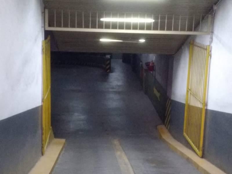 Foto de Cochera / Garaje doble en venta en el Tribunales, imagen 2