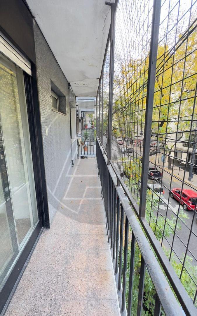 Foto de Departamento semipiso de 4 ambientes con dependencia en venta - Apto, imagen 1