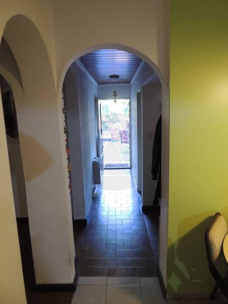 Foto de Casa 6 ambientes con cochera y pileta en Venta - Saavedra, imagen 5