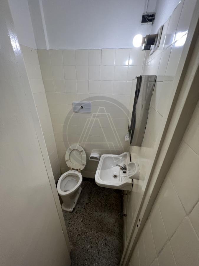 Foto de Local en alquiler SIN EXPENSAS en el barrio de Chacarita, imagen 5