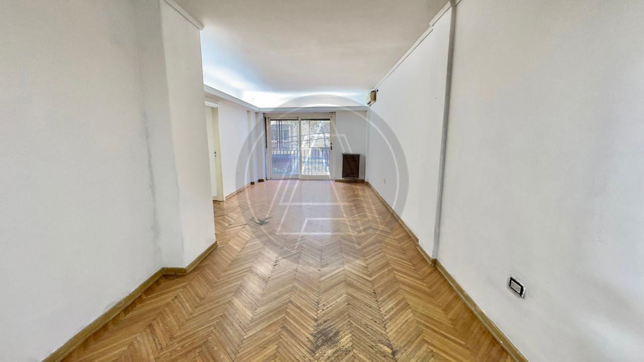 Foto de Departamento semipiso de 4 ambientes con dependencia en venta - Apto, imagen 1