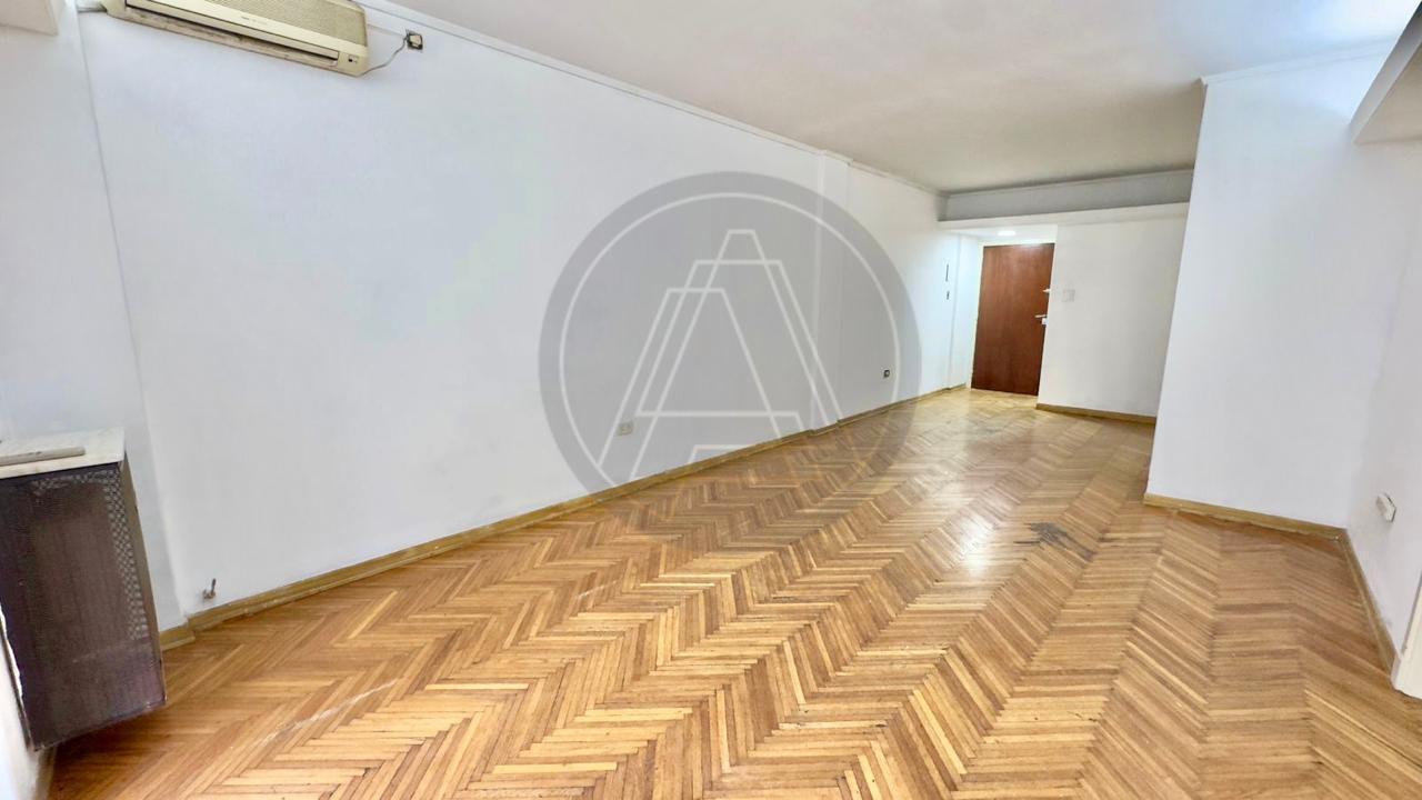 Foto de Departamento semipiso de 4 ambientes con dependencia en venta - Apto, imagen 2