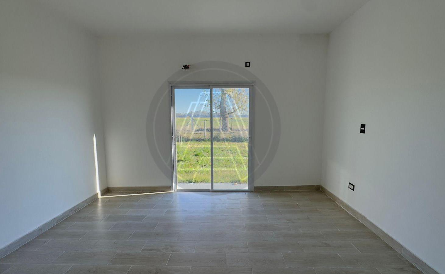 Foto de Casa 4 ambientes con galeria cubierta en venta a estrenar - Barrio San, imagen 4