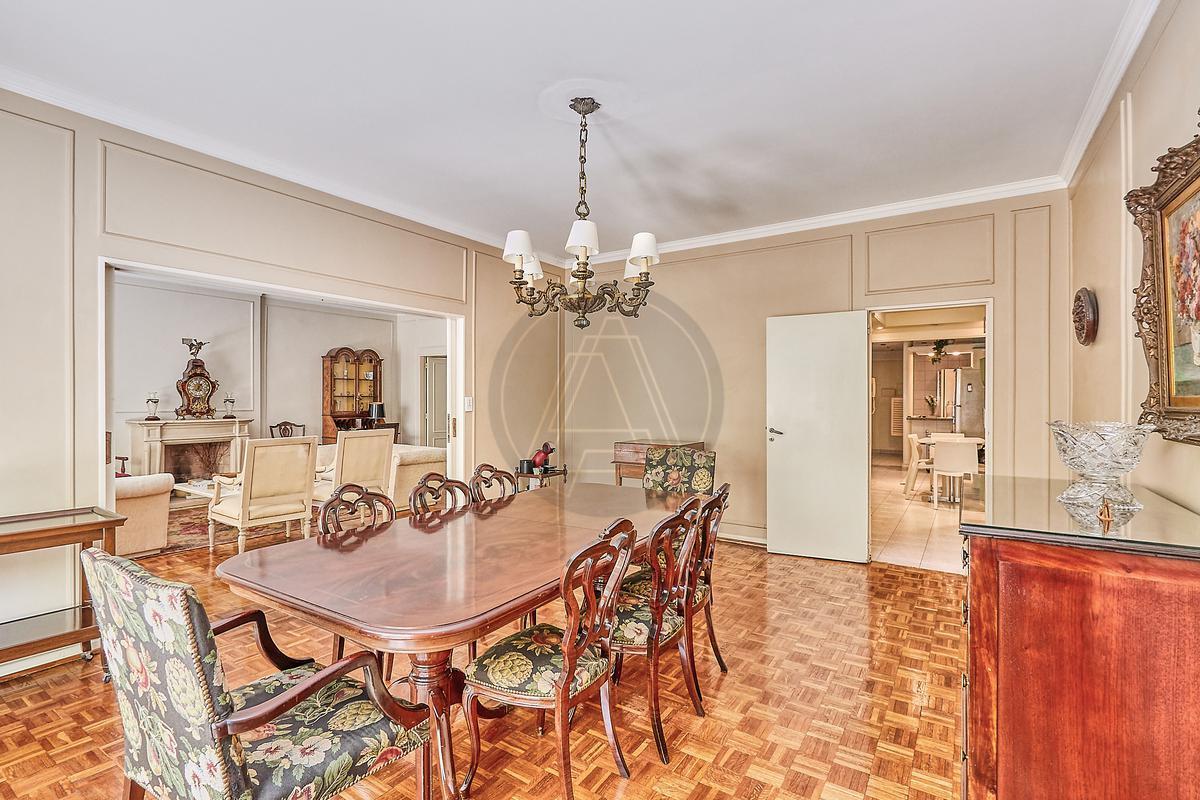Foto de Departamento de 5 ambientes en venta - Recoleta, imagen 3