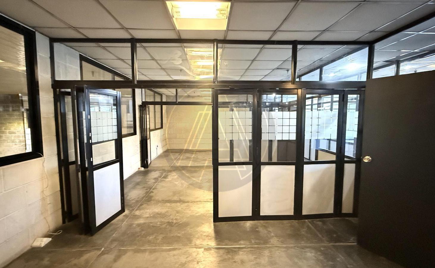 Foto de Depósito/galpón con oficinas 1900m2 en venta - Barracas, imagen 5