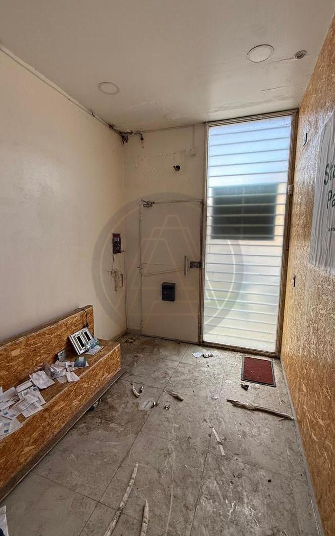 Foto de Depósito con oficinas 690 m2 en alquiler - Caseros - Tres de Febrero, imagen 4