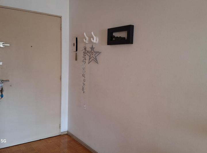 IMPECABLE 4 AMBIENTES CON DEPENDENCIAS ANEXABLES. TODO LUZ 4