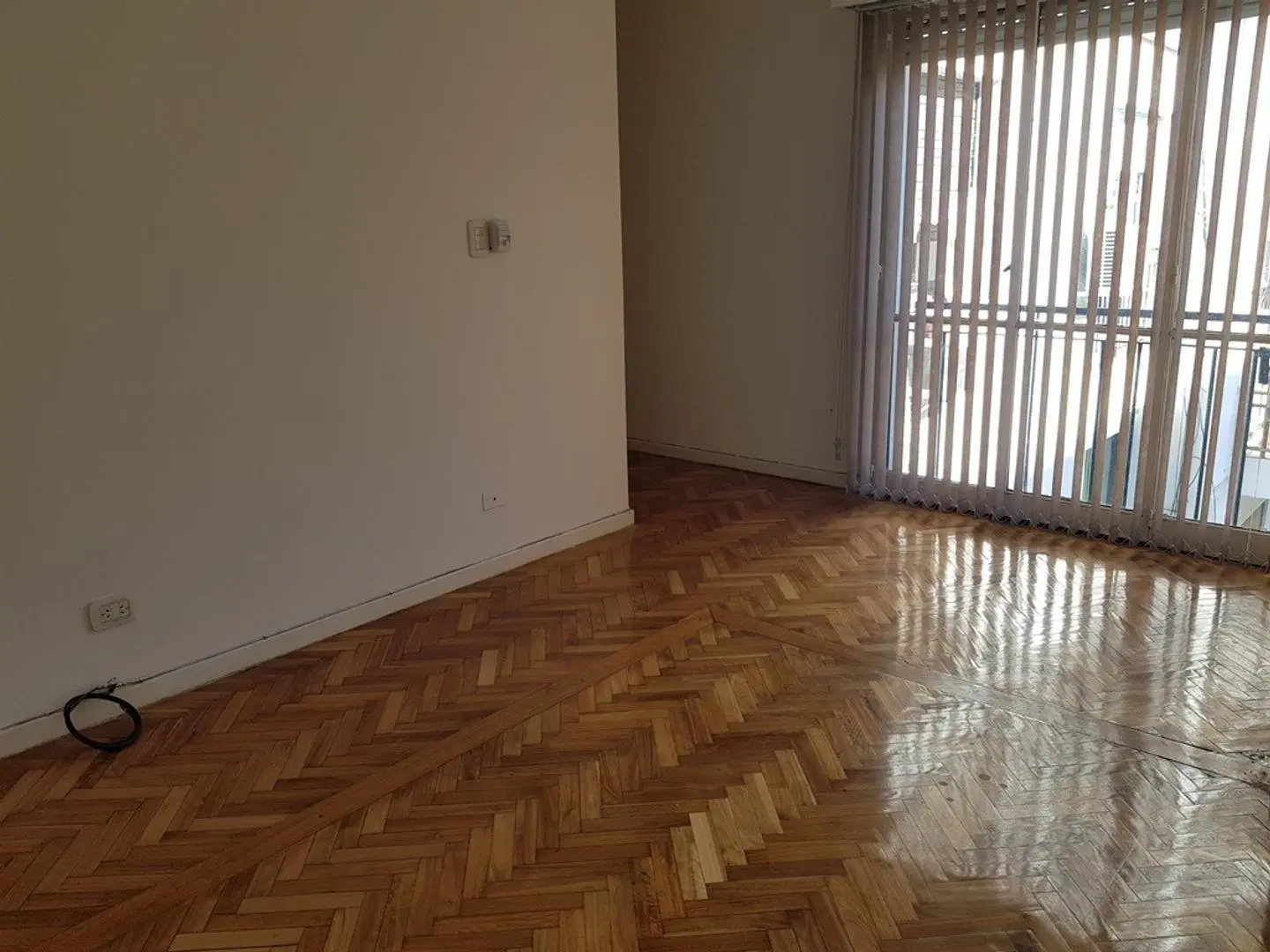 ALEGRE 2 AMB  PISO ALTO MUY LUMINOSO 5