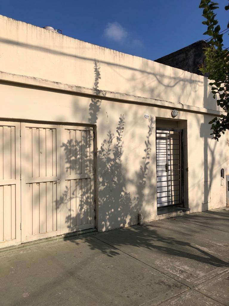 Casa Multifamiliar con Garage 2