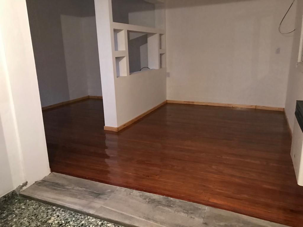 Cinco Departamentos Tipo Casa en Block 4