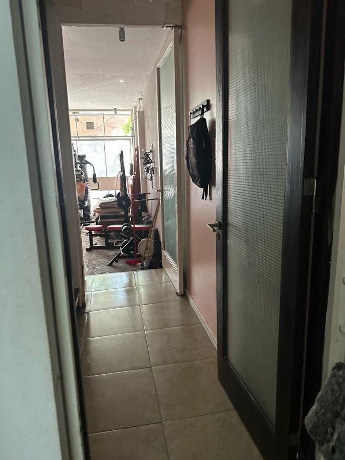 Casa en Venta de Tres Dorm., Living Comedor, C/ Cochera en Boedo 3