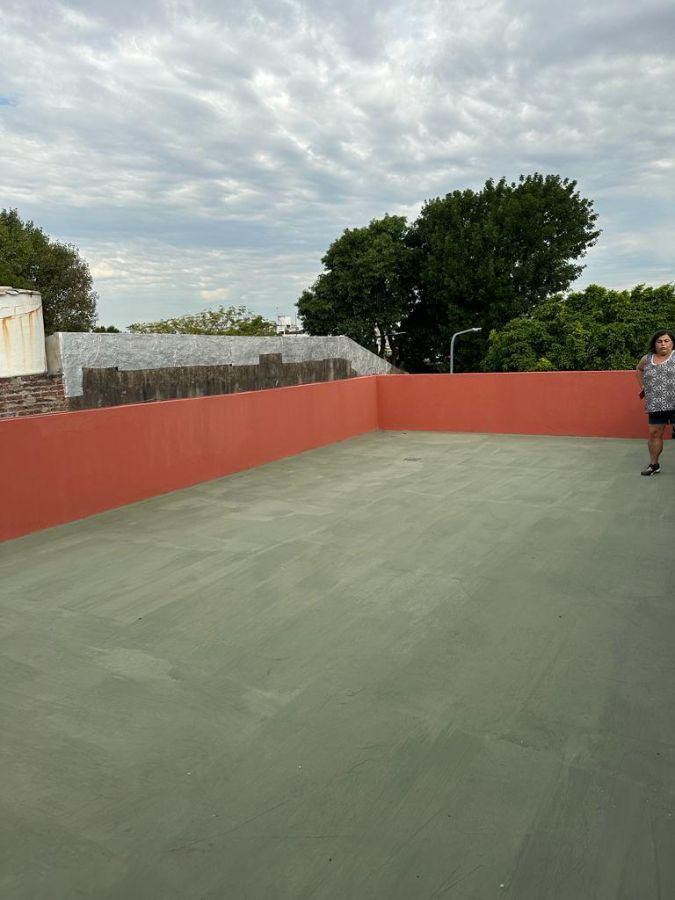 Casa en Venta de 4 Dorm. C/ Cochera en Nueva Pompeya 4