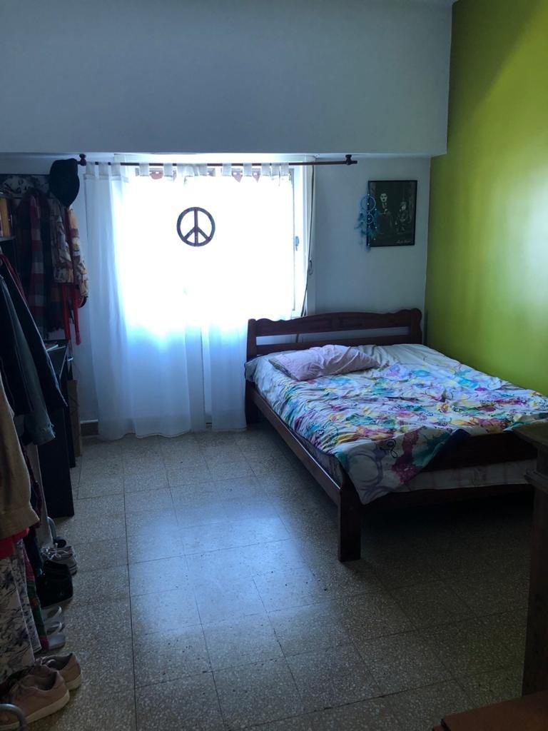 Venta PH Tipo Casa 4 Ambientes con Patio Pompeya 3