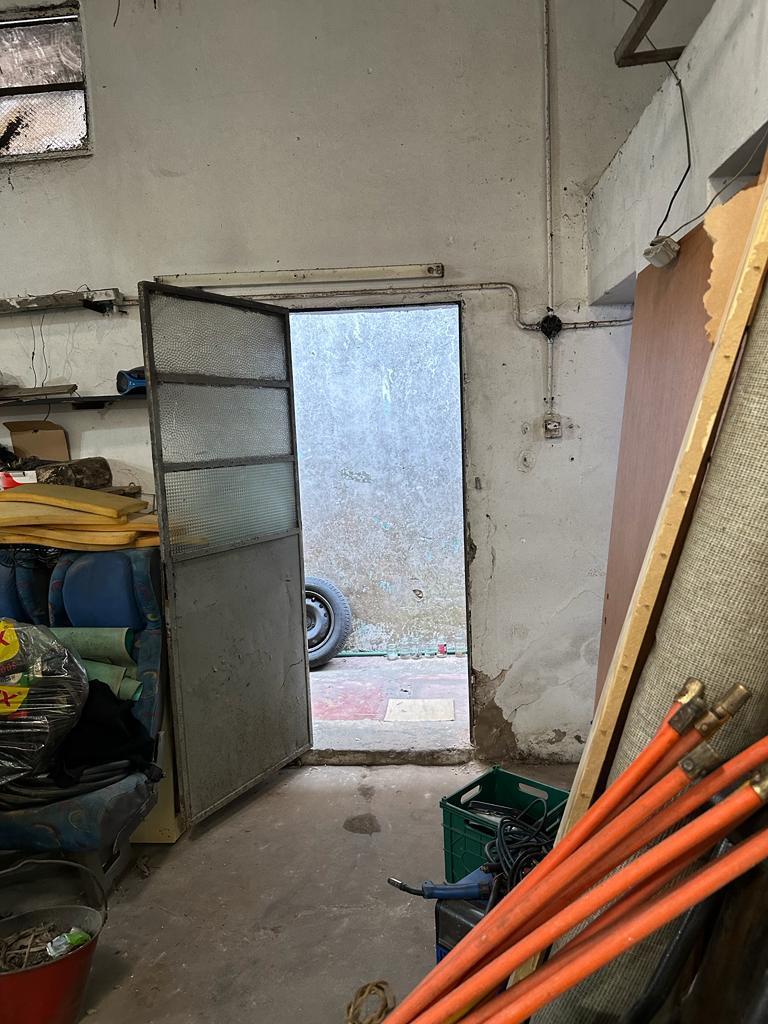 Galpón con Vivienda Al Fondo 2
