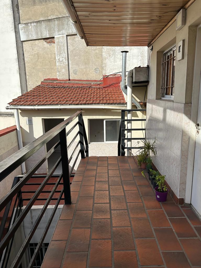 Casa con 12 Habitaciones Cada Una con Su Baño y un Local con Baño. 1