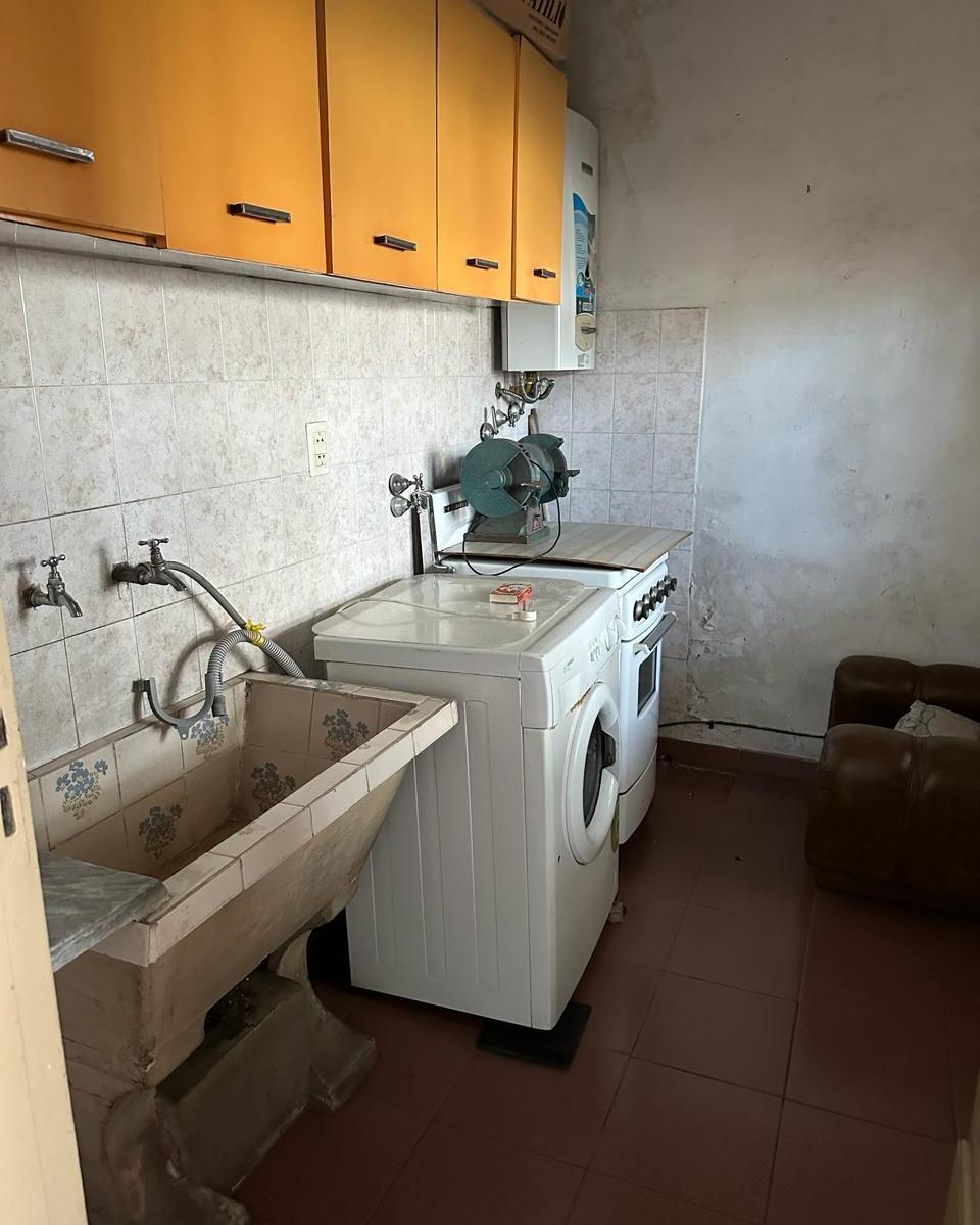 Casa en Esquina Muy Buena Ubicación 3