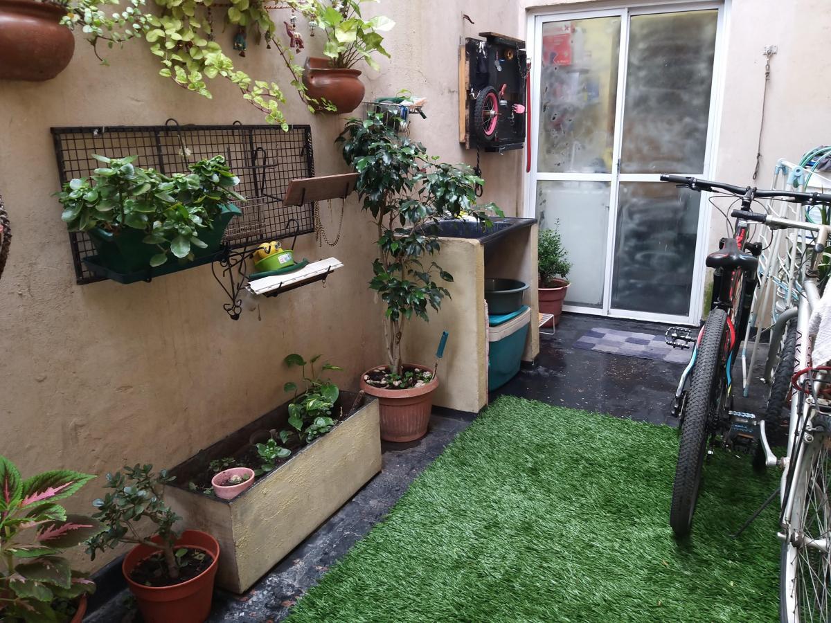 Casa con Cuatro Dorm. Quincho y Terraza 5