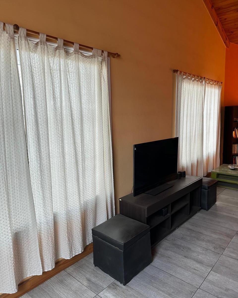 Casa Para Dos Familias en Muy Buen Estado. 5