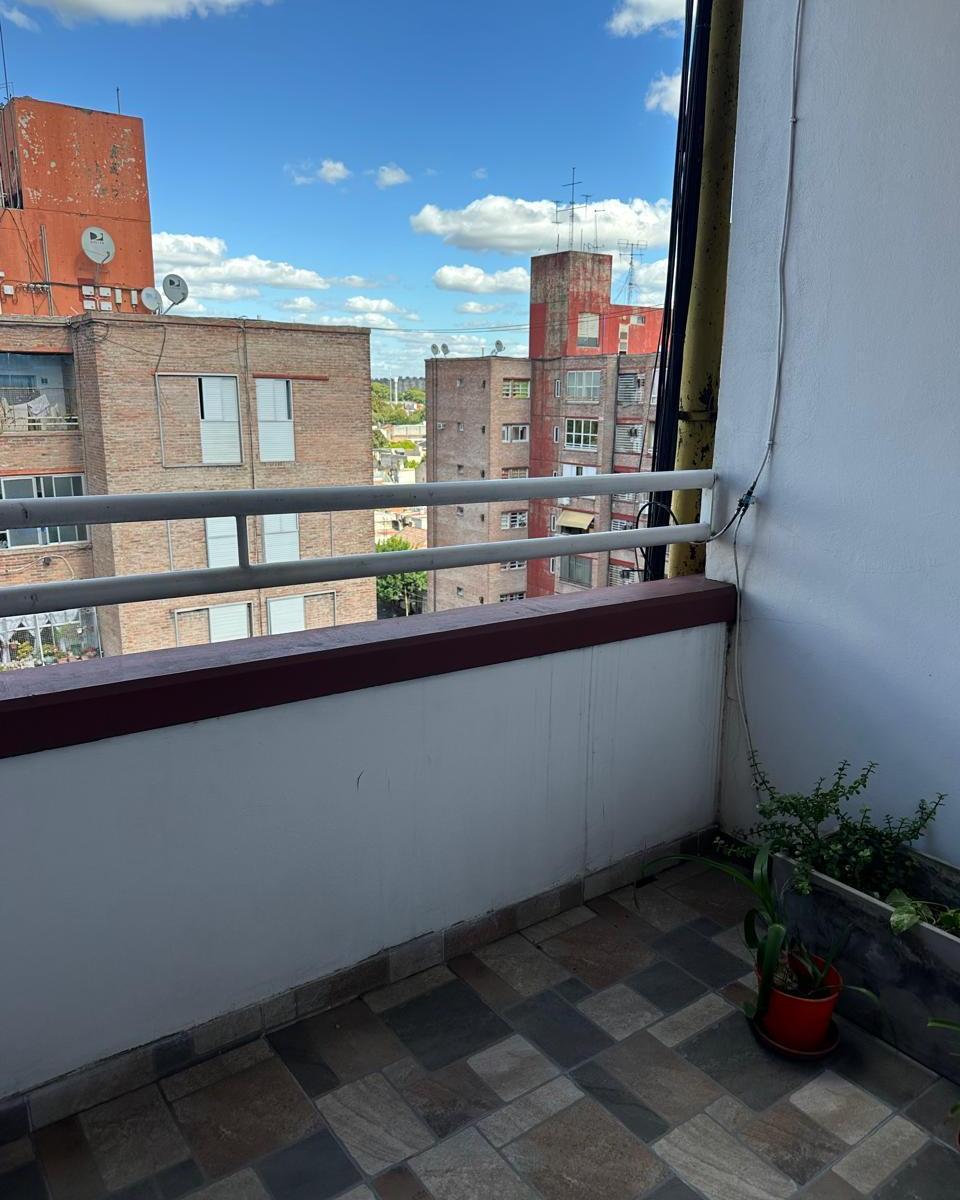 Tres Ambientes Al Frente Muy Luminoso 2