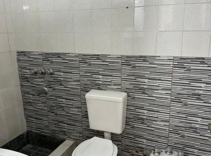 DEPARTAMENTO TIPO CASA 1° PISO POR ESCALERA CONTRAFRENTE 3