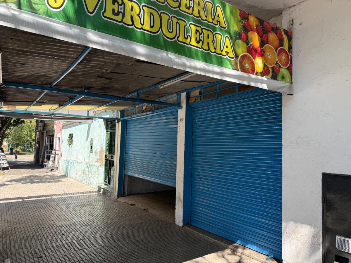 CASA 4 AMBIENTES CON LOCAL