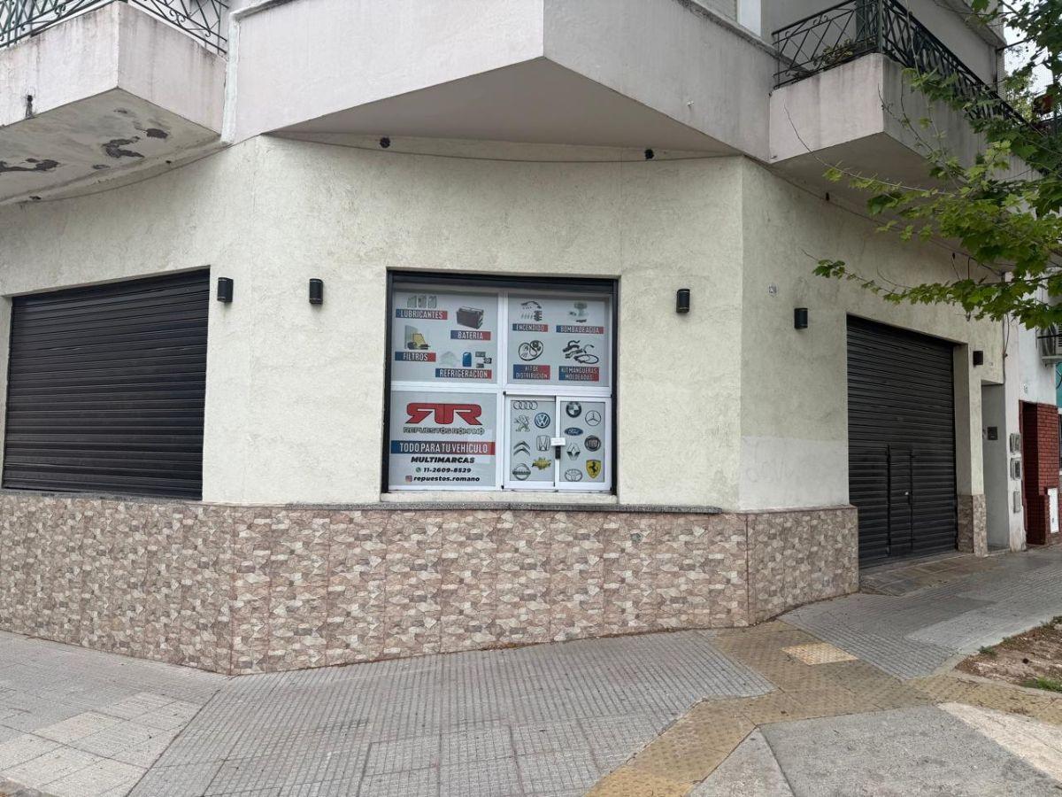 Foto de LOCAL EN ESQUINA MUY BUEN ESTADO, imagen 1