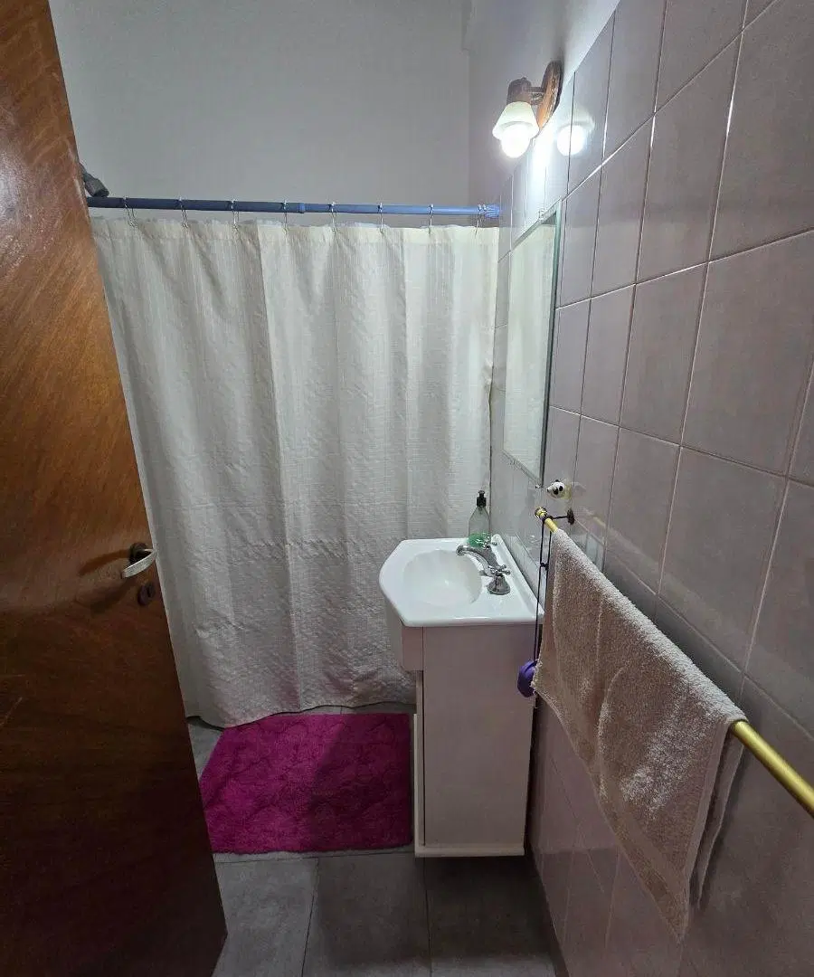 Oportunidad Venta en Bloque/ 2 Casas en Lote Propio con Pileta 3