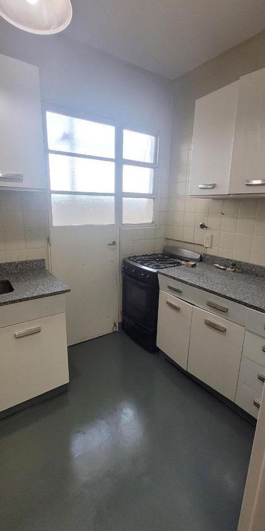 Foto de Excelente Dpto 4 Amb + Dep / Balcón, imagen 1