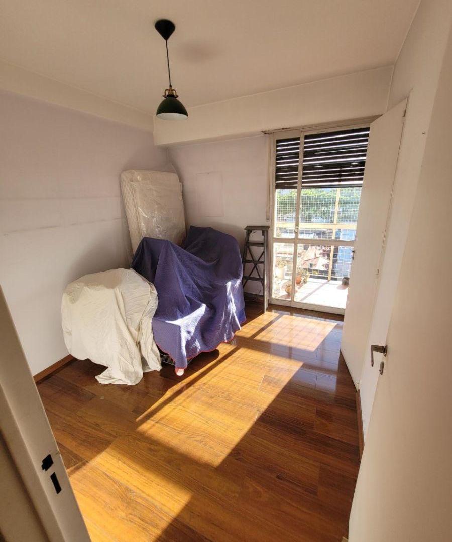 Foto de Excelente Dpto de 4 Amb C/ Bcon Cocina y Lav Separados, imagen 5