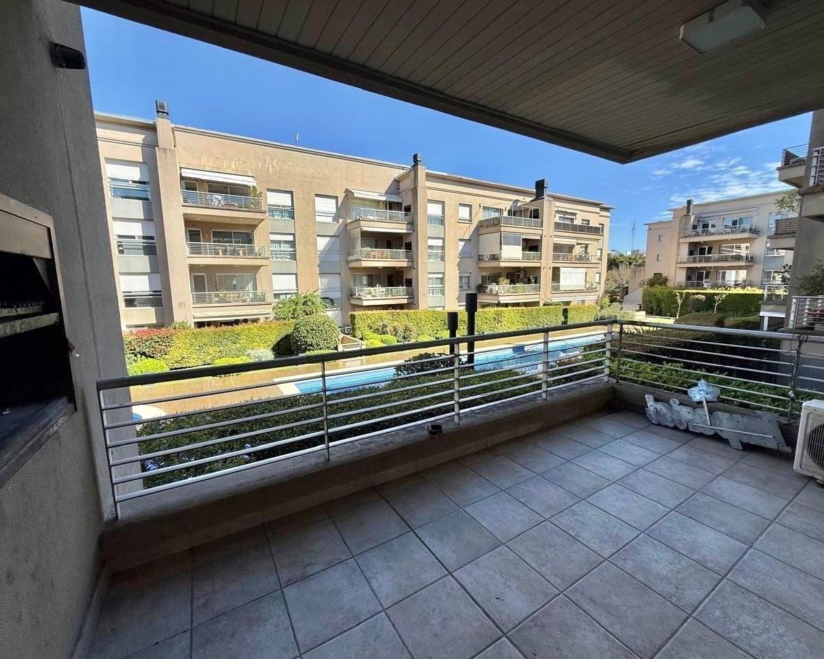 Departamento en Venta en Jardines de San Isidro, San Isidro, G. B. a. Zona Norte 3